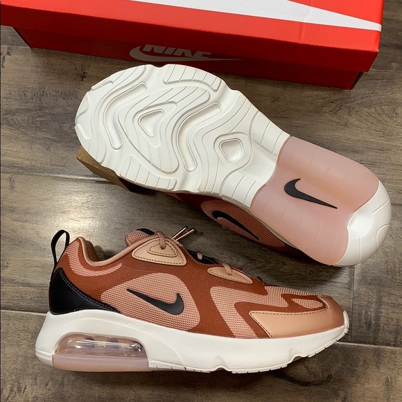 W AIR MAX 200 running shoes - Picture 12 of 16